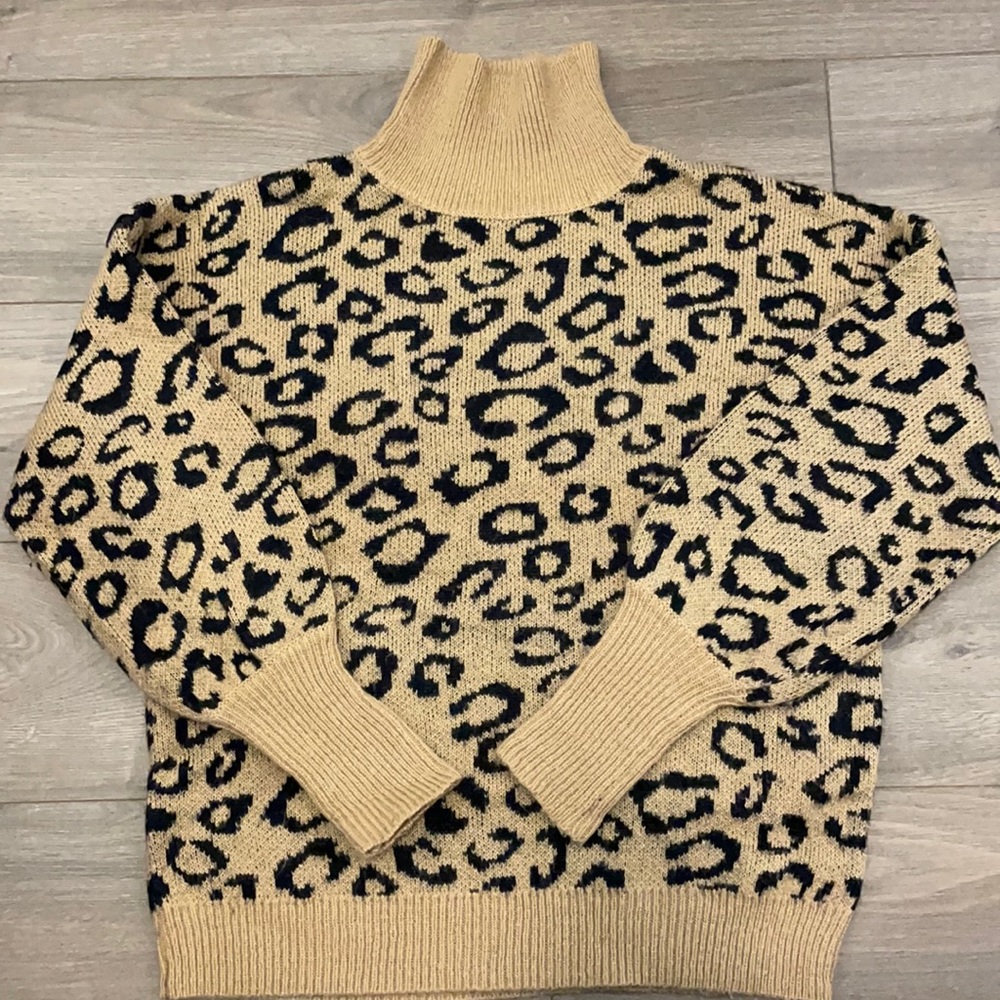 Leopard sweater